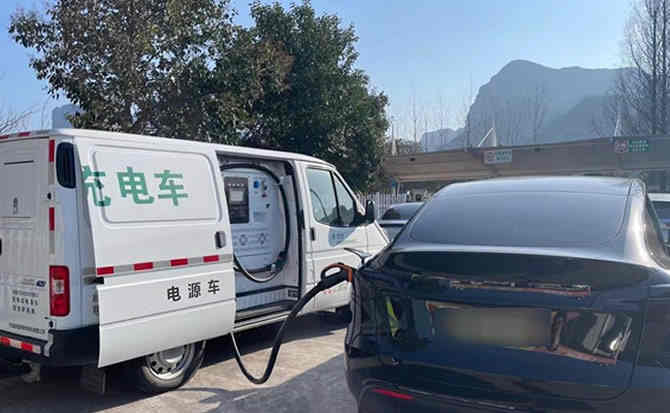 龙圩区汽车搭电